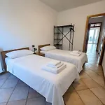 Crotto View Apartament *